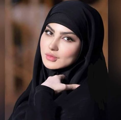 <em><strong>سارة م</strong></em>