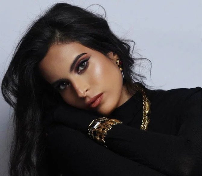 <strong>سارة</strong>